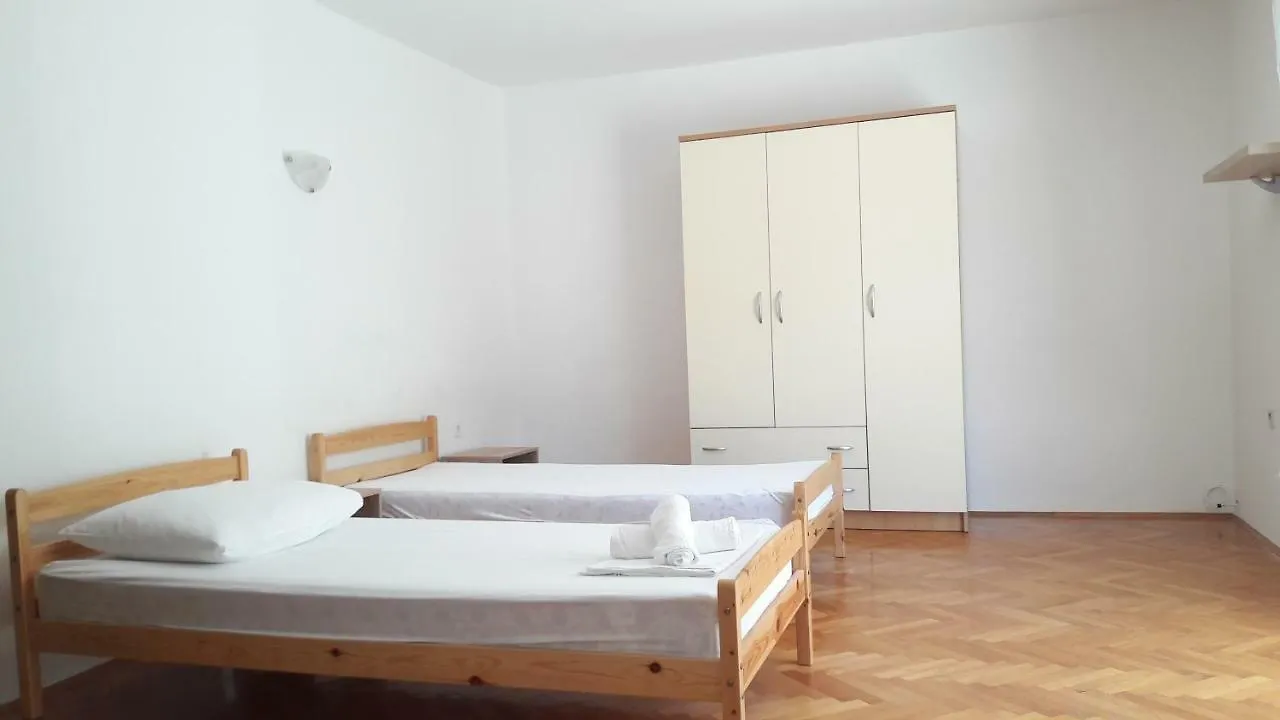 Apartment Petra Pag Pag Town