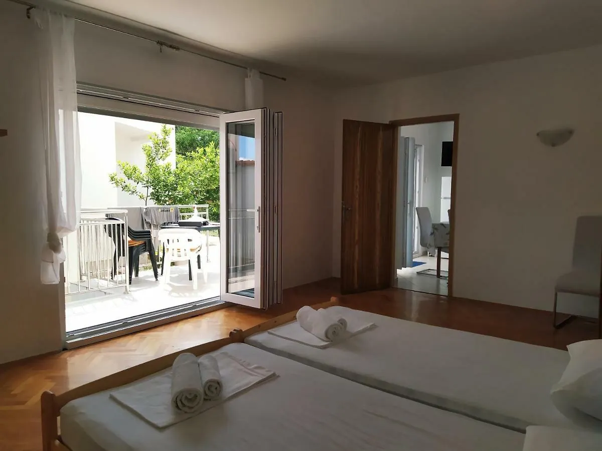 Apartment Petra Pag Pag Town